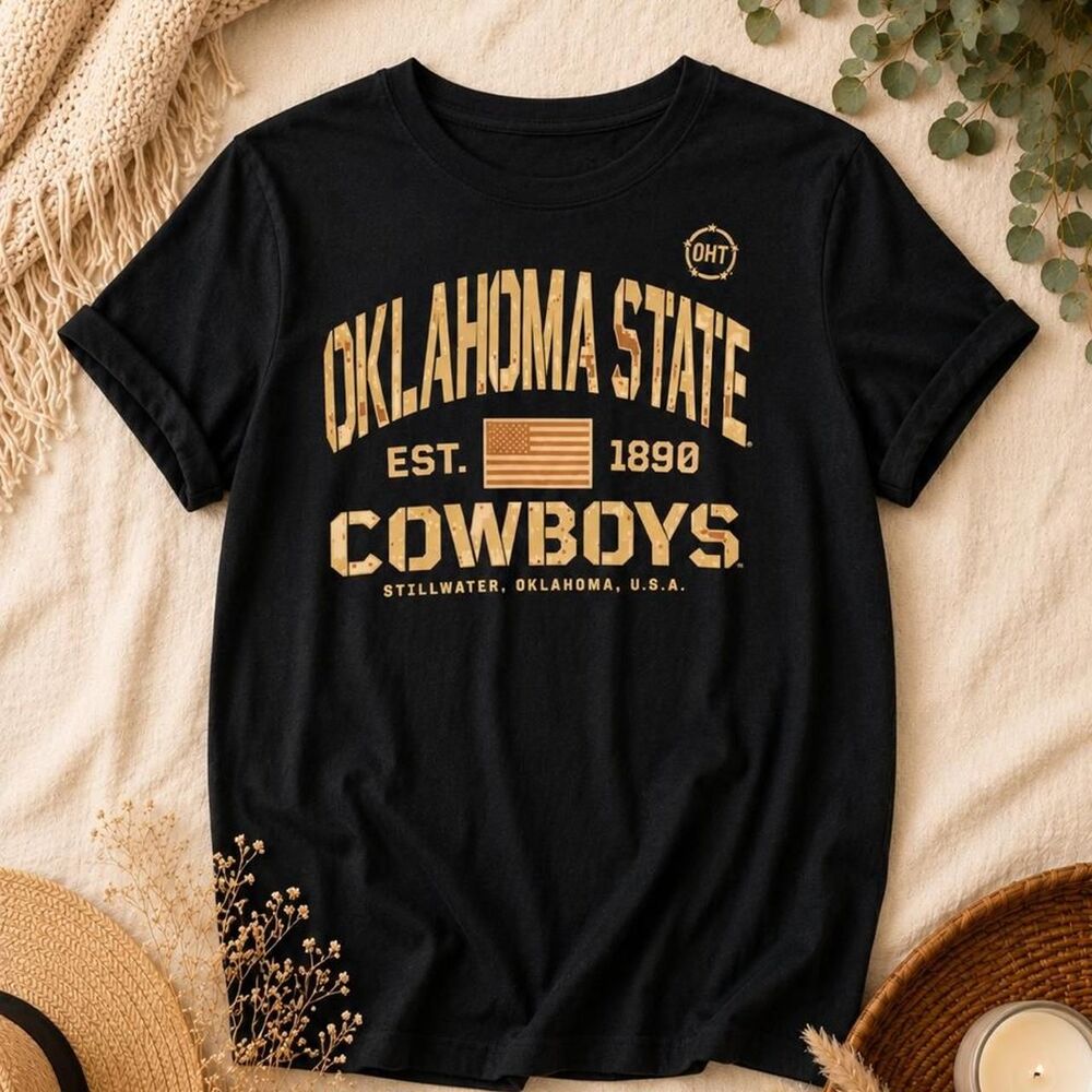 Fanatics Men's Black and Navy T-shirt